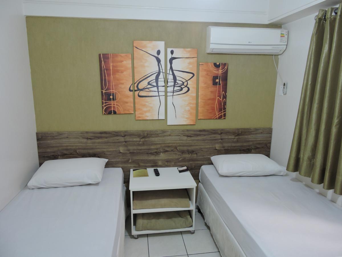 Quarto Superior com 2 Camas de Solteiro