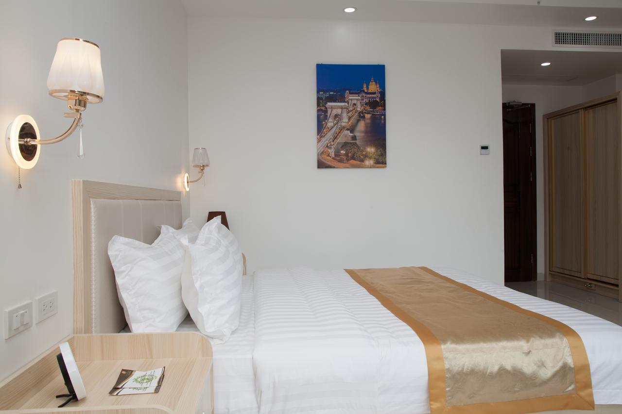 Superior Queen Room