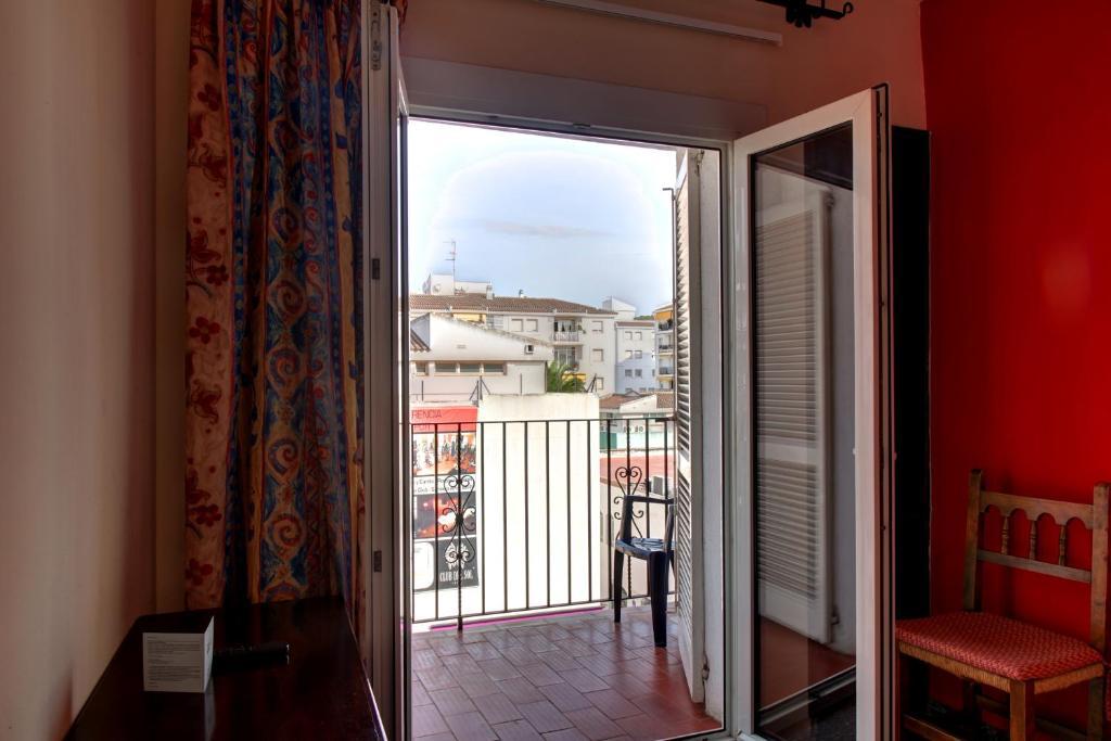 Double or Twin Room Balcony