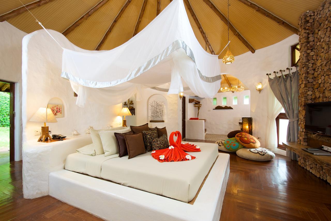 Whitesand Treetop Villa