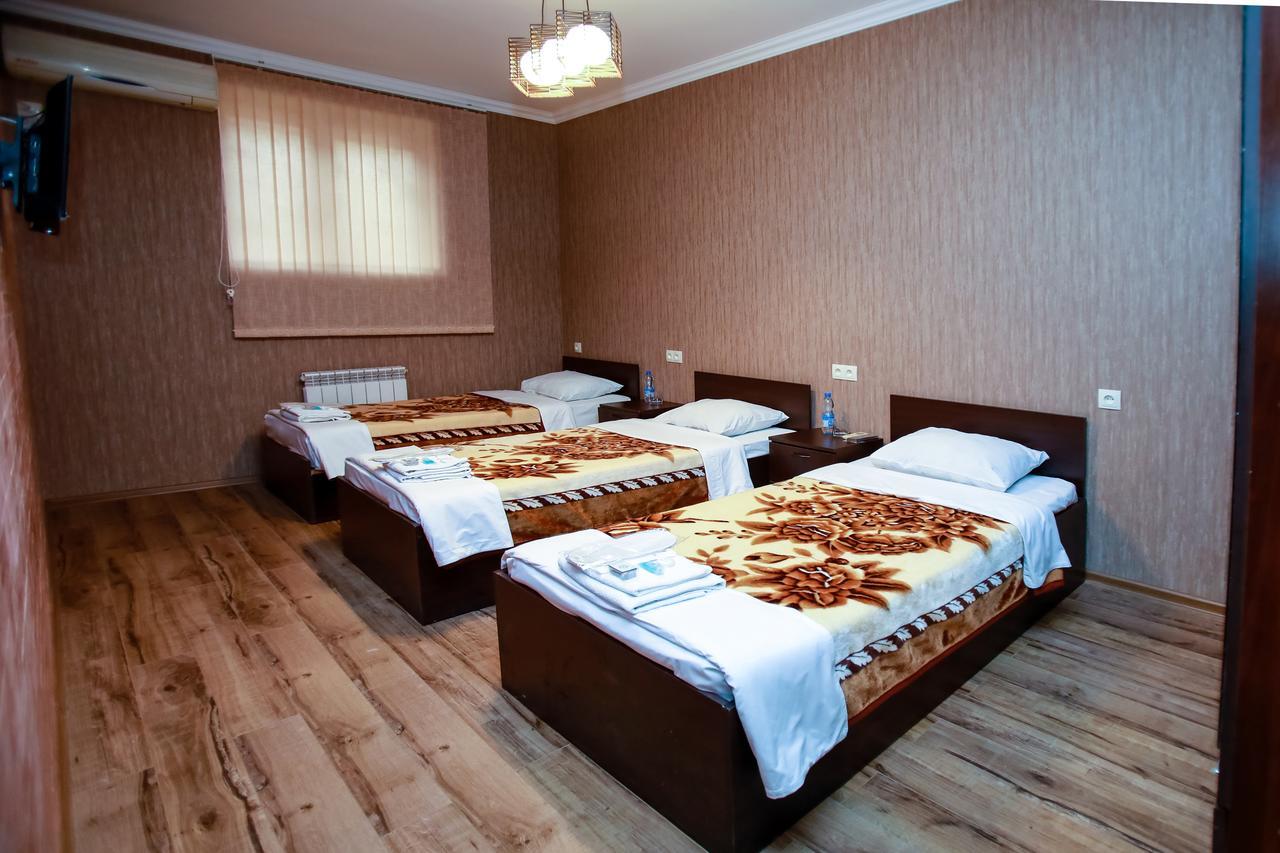 Economy Triple Room
