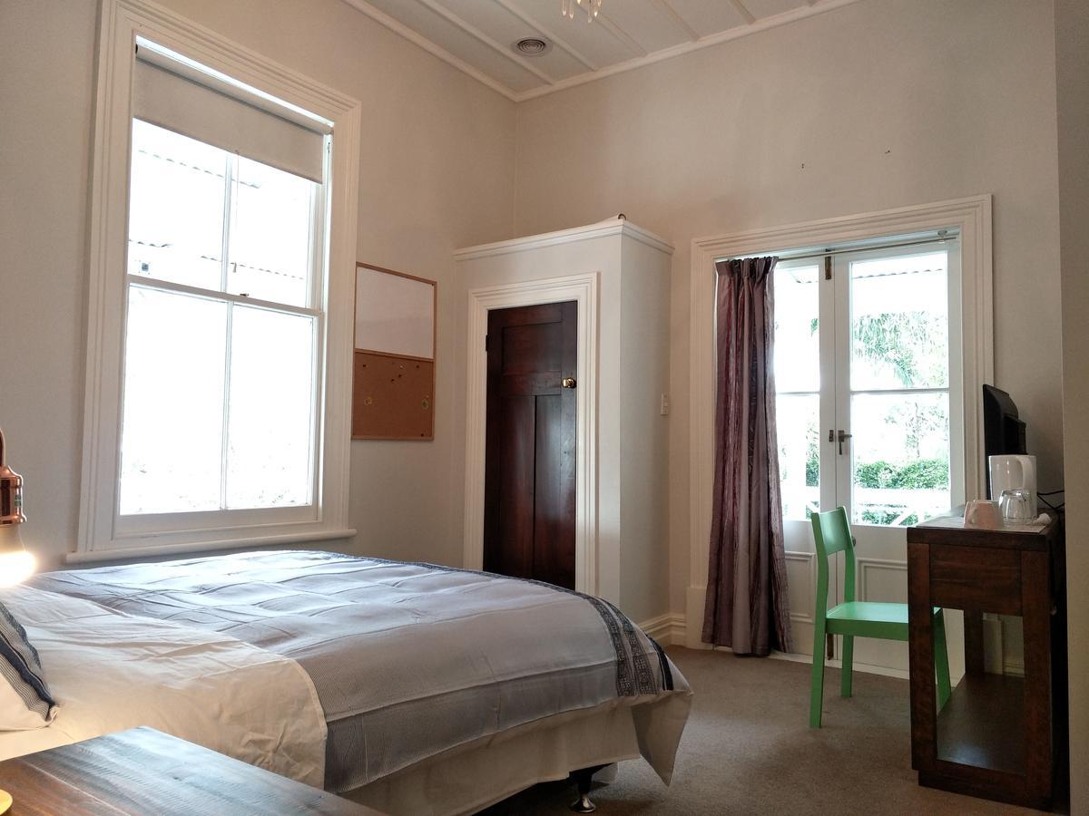 Economy Queen Room