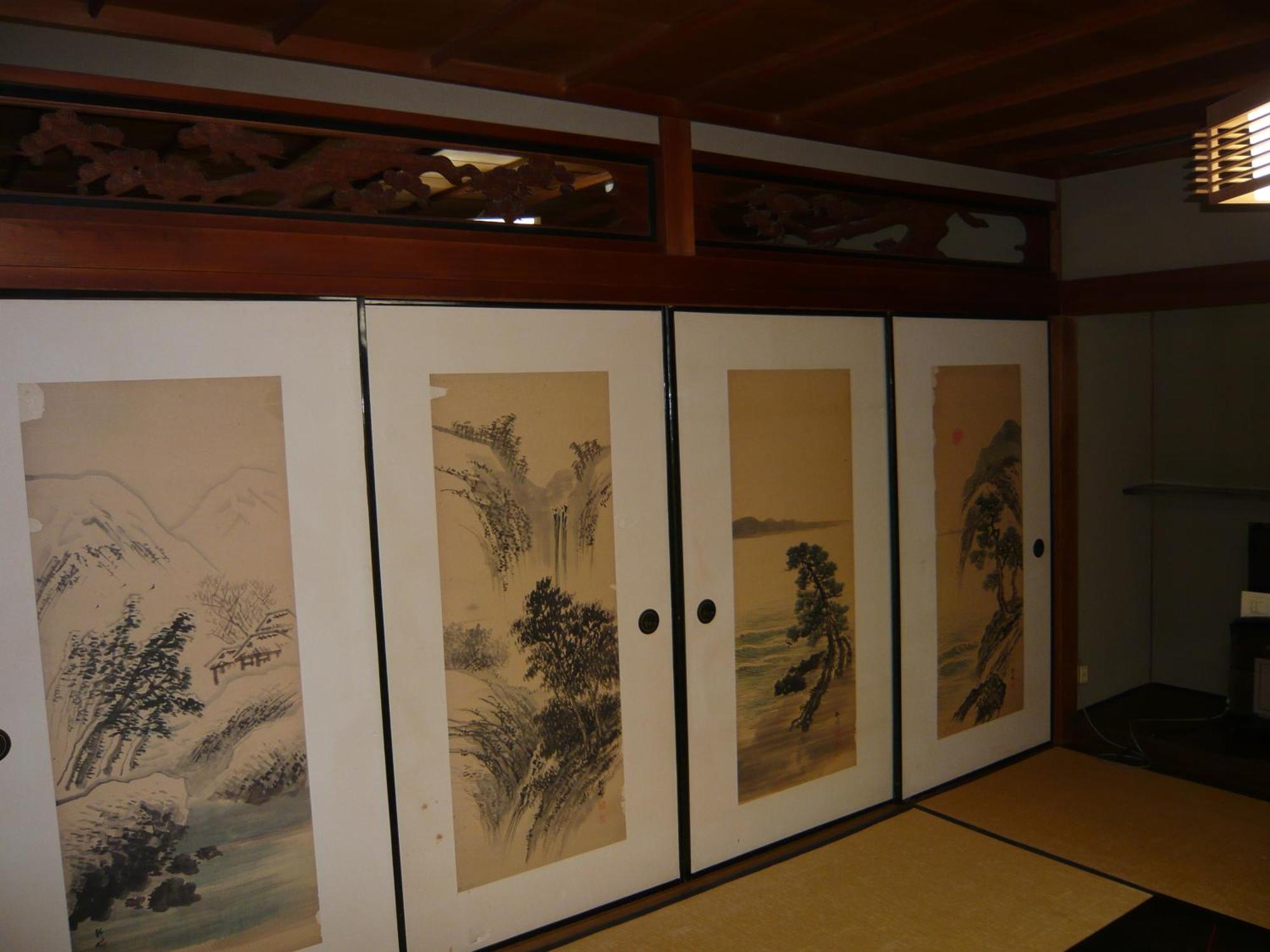 Japanese-Style Room