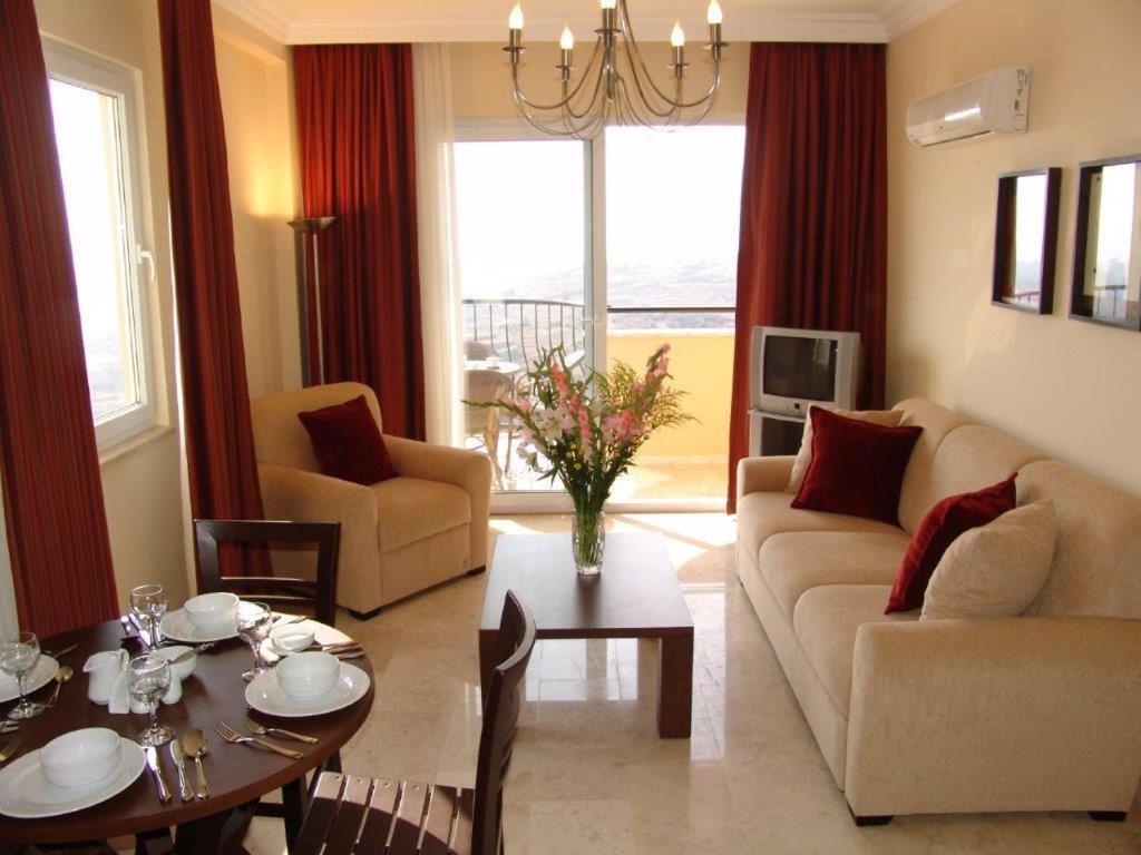 One-Bedroom Villa