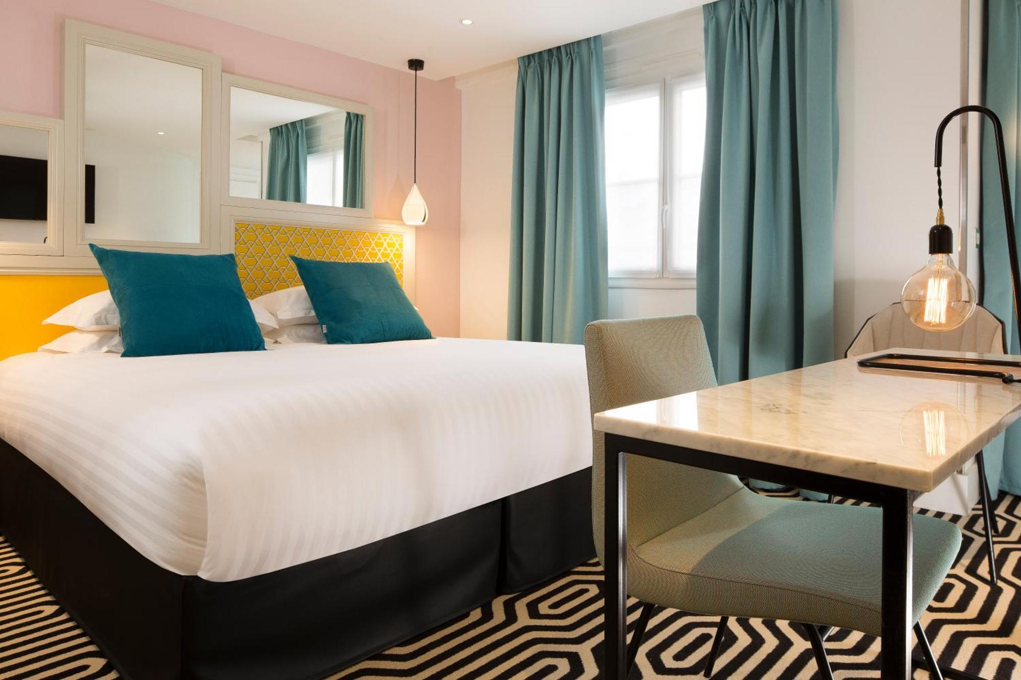 Privilege Room,701199700:JPEG