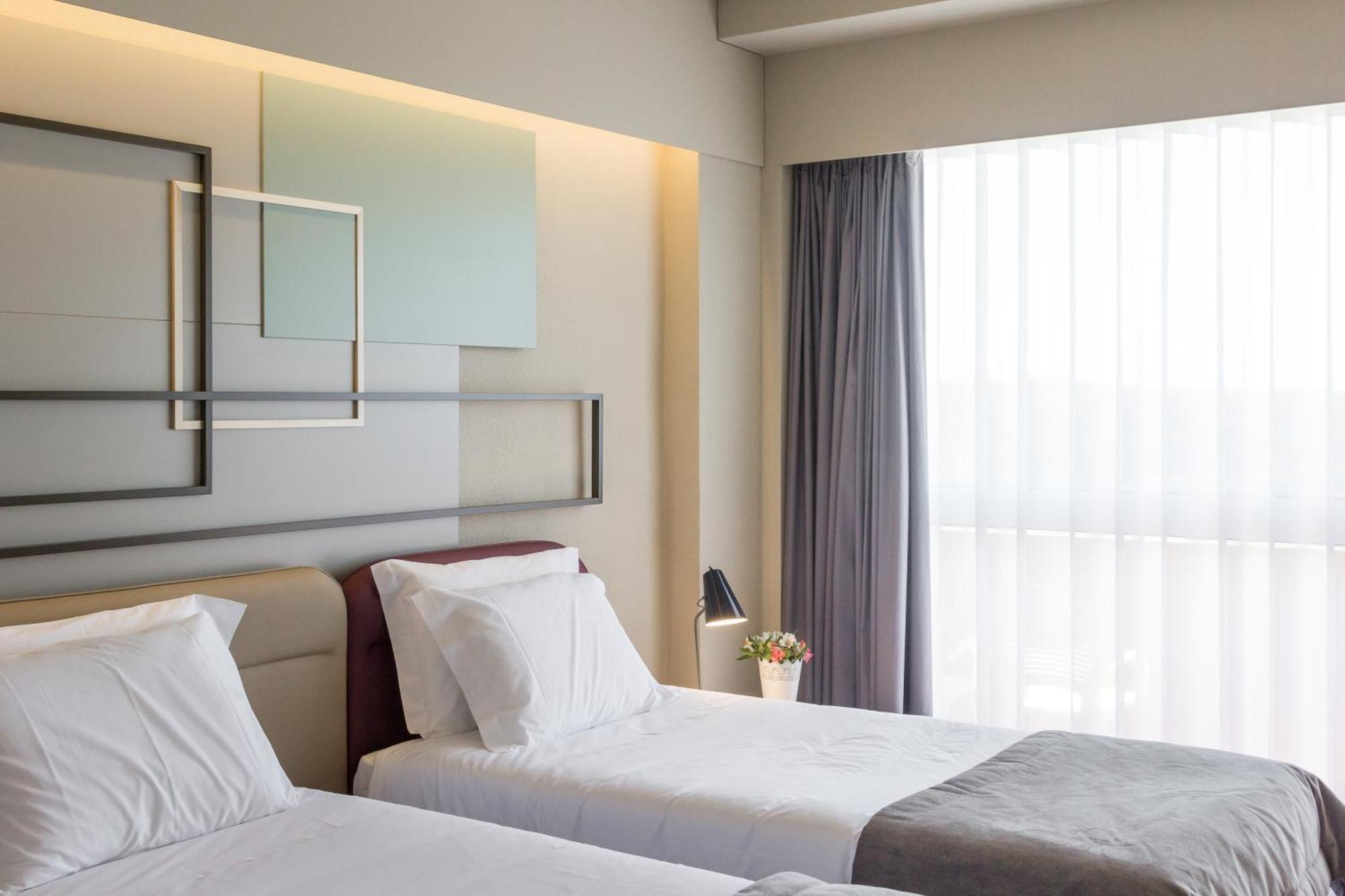 Double or Twin Room Extra Bed