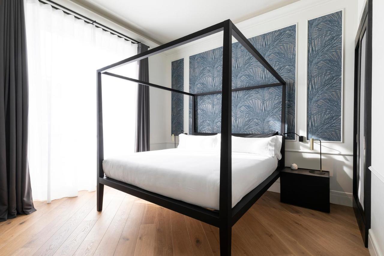 Grand Deluxe Room