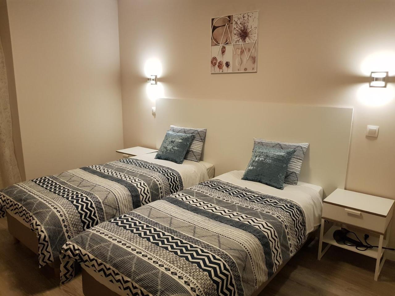Twin Room Private Bathroom
