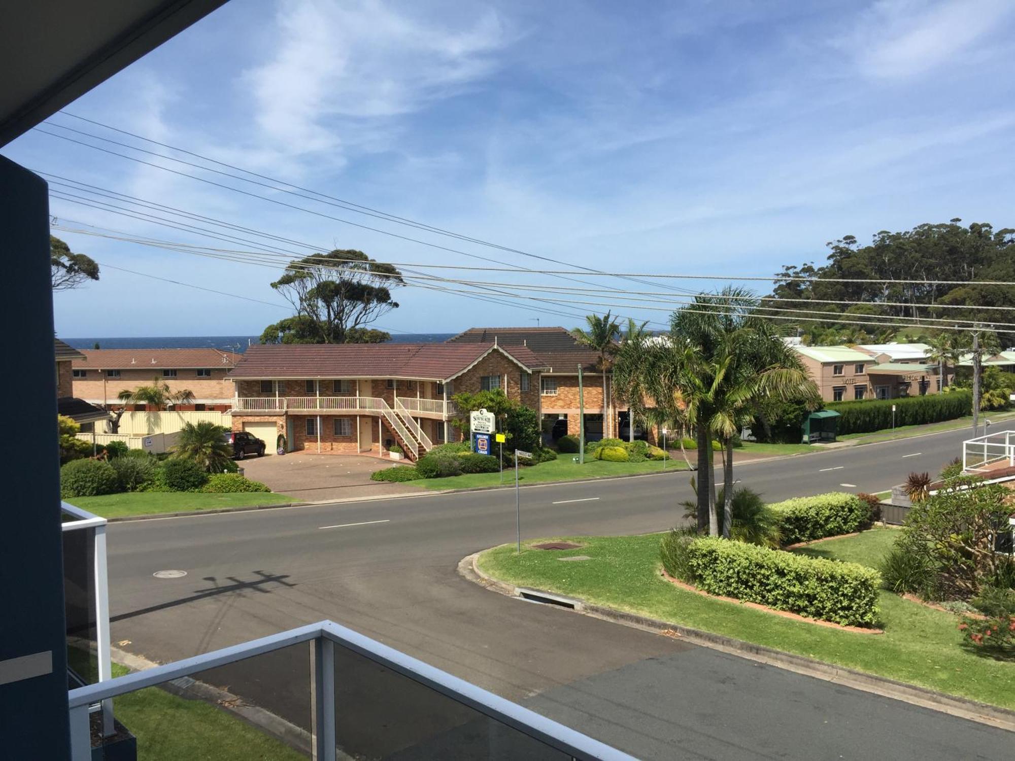Two-Bedroom Apartment with Sea View 3,850543160:JPEG
