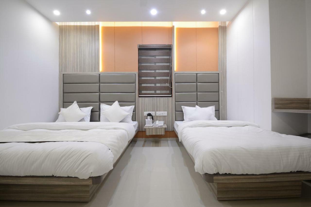 Executive Triple Room