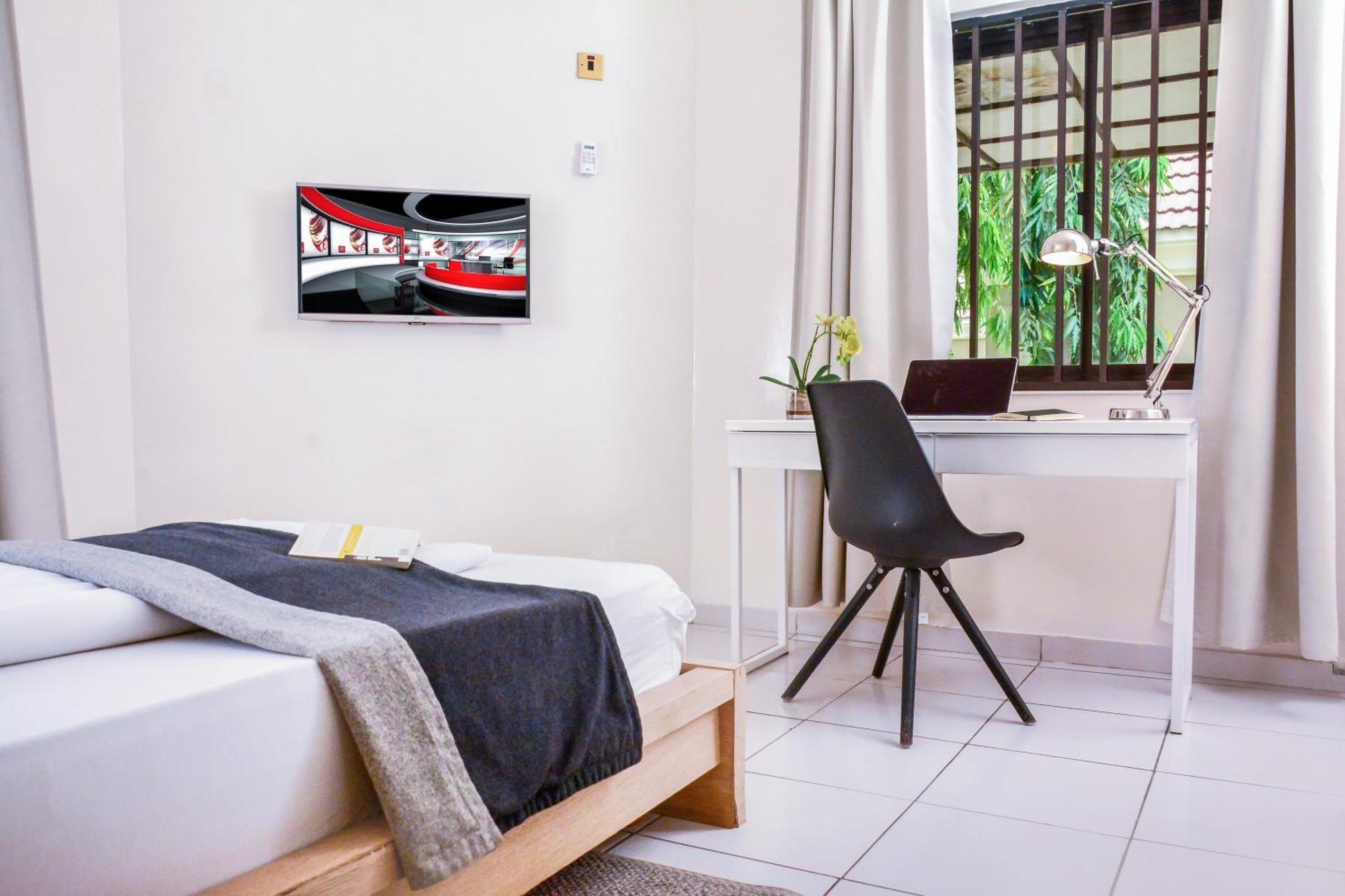 Economy Room