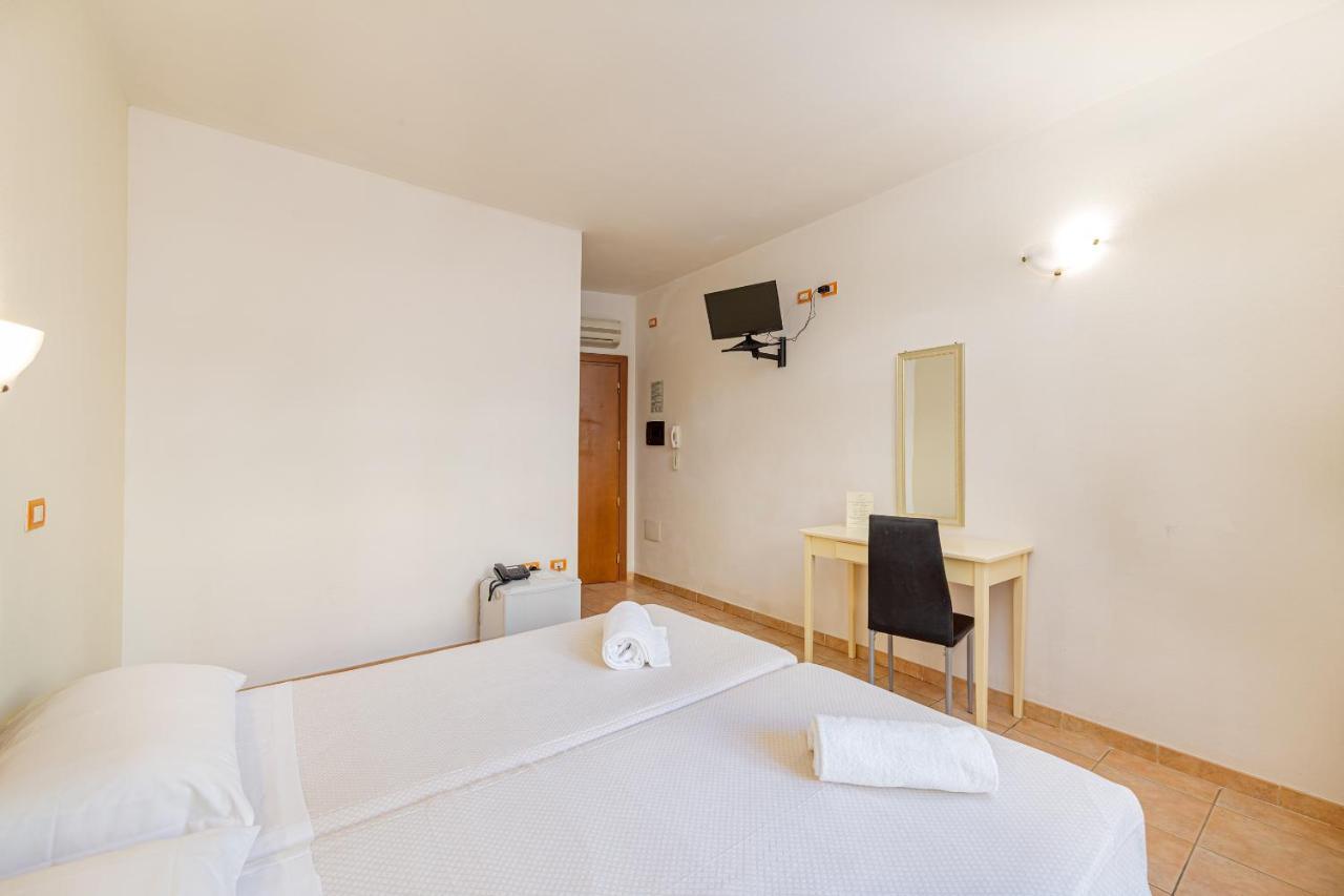 Classic Doppel-/Zweibettzimmer mit Balkon