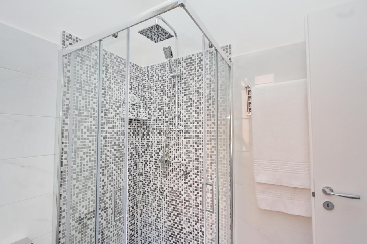 Double Room Spa Bath