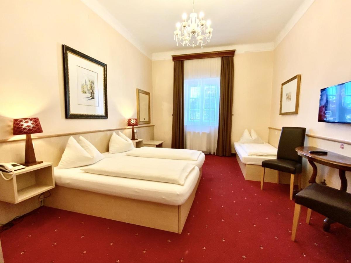 Triple Room,990824881:JPEG