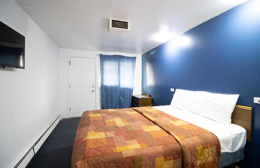 Wyoming Motel-1