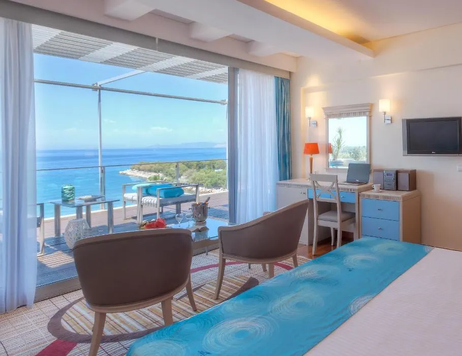 Tropical Hotel Seafront Boutique-1