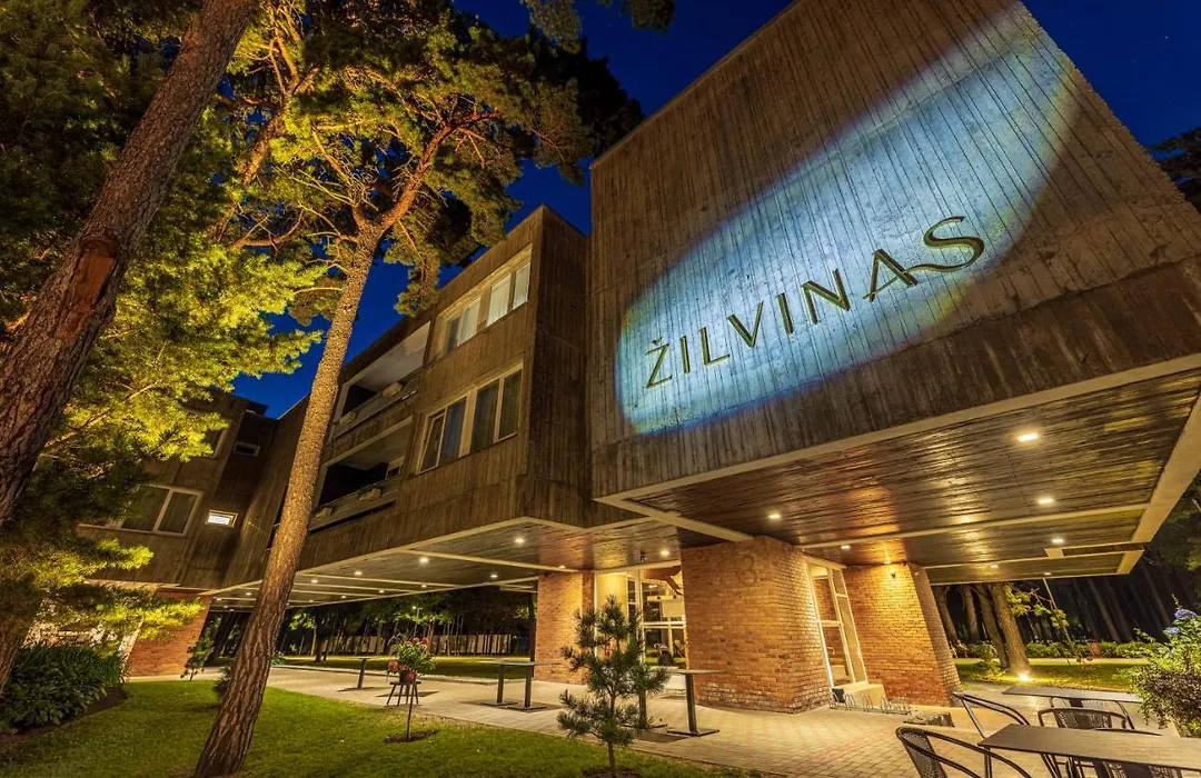 Zilvinas Hotel-1