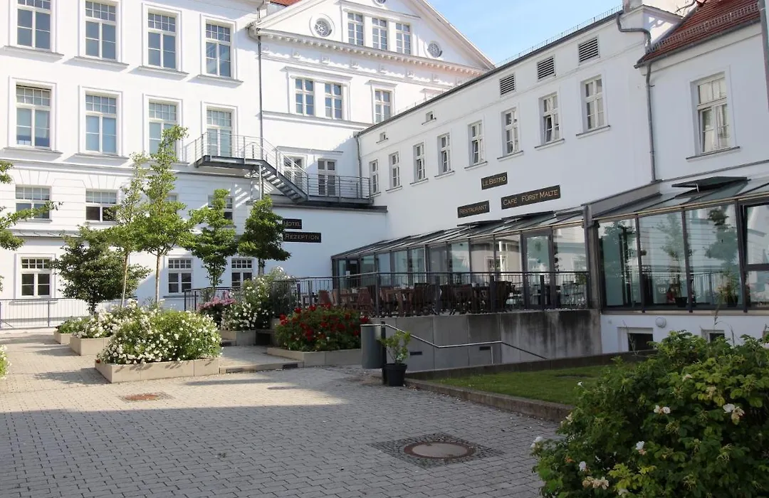 Hotel am Schlosspark Superior - Adults Only Hotel-1