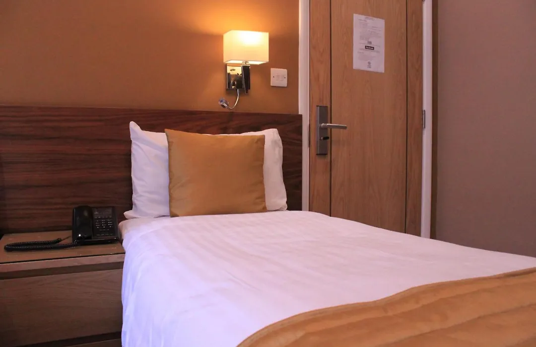 Sheriff Hotel-1