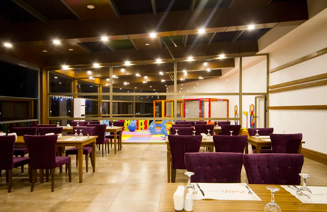 Sky Business Hotel-1