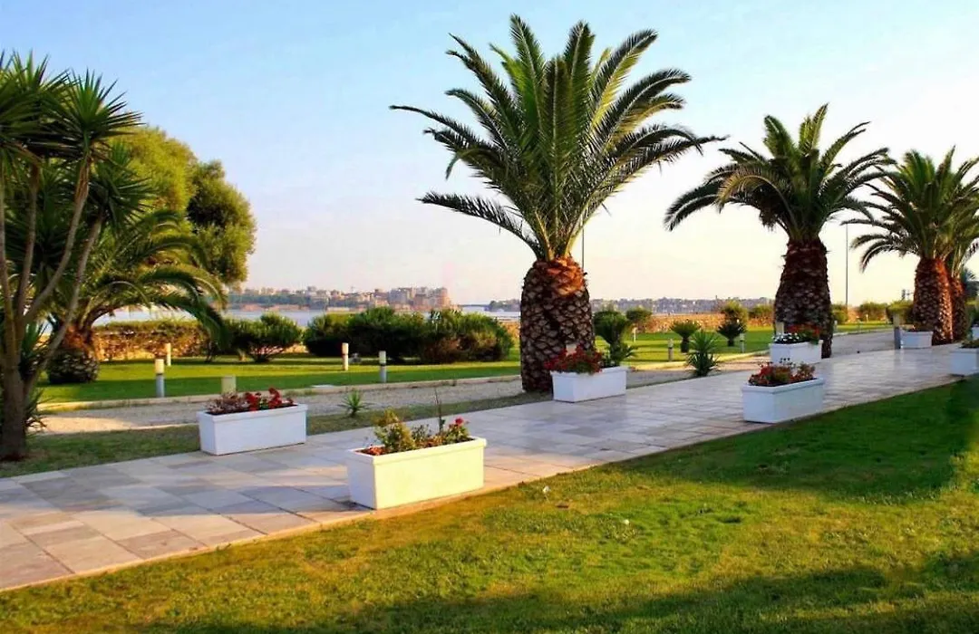 Hotel Saraceno Al Faro-1