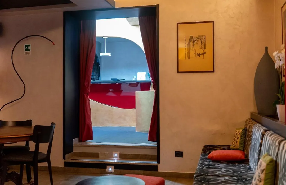 Hotel Re Di Roma-1