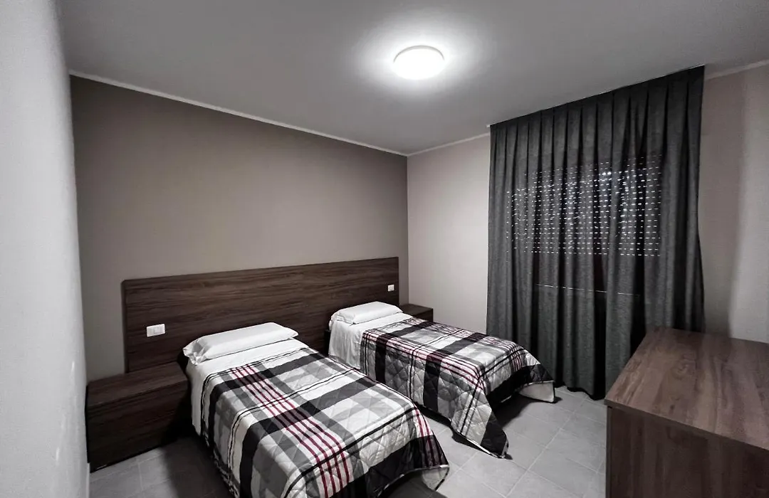 Bella Napoli albergo Chiari-1