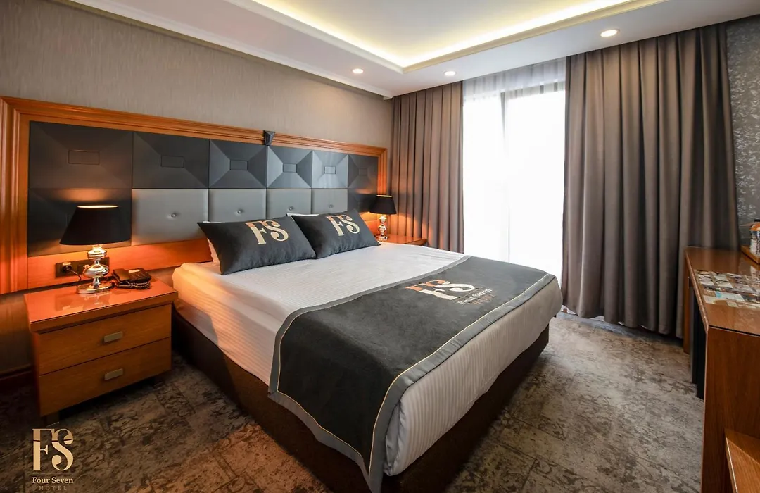Four Seven Hotel-1
