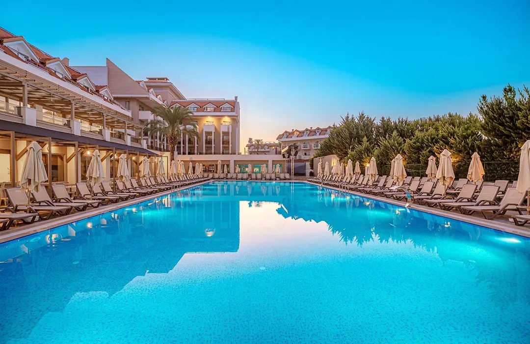 Side Story Resort & Spa-1