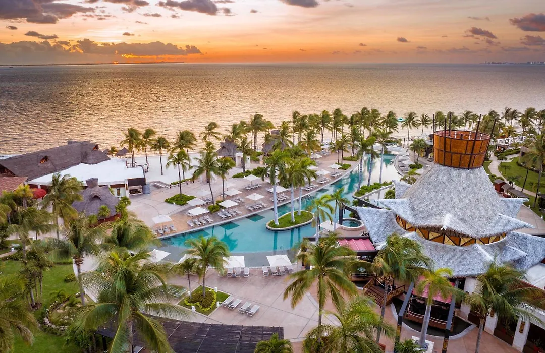 Villa Del Palmar Cancun Luxury Beach Resort & Spa-1