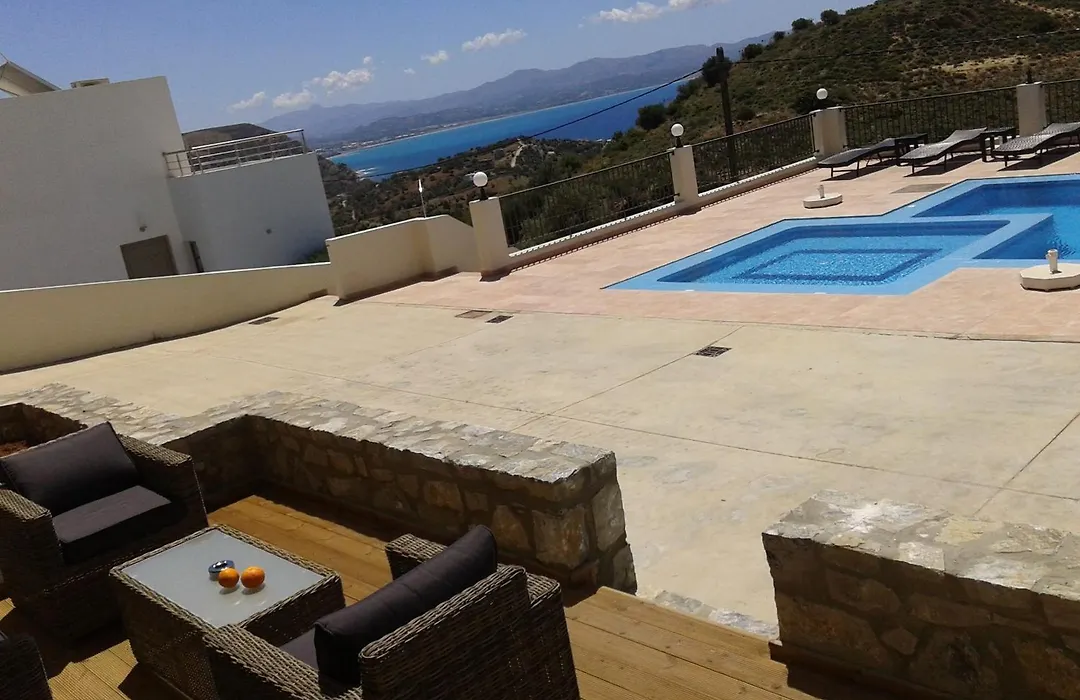 Lenikos Resort-1