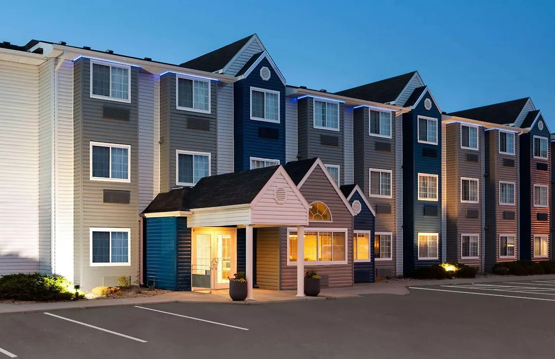Microtel Inn & Suites By Wyndham Rapid City-1