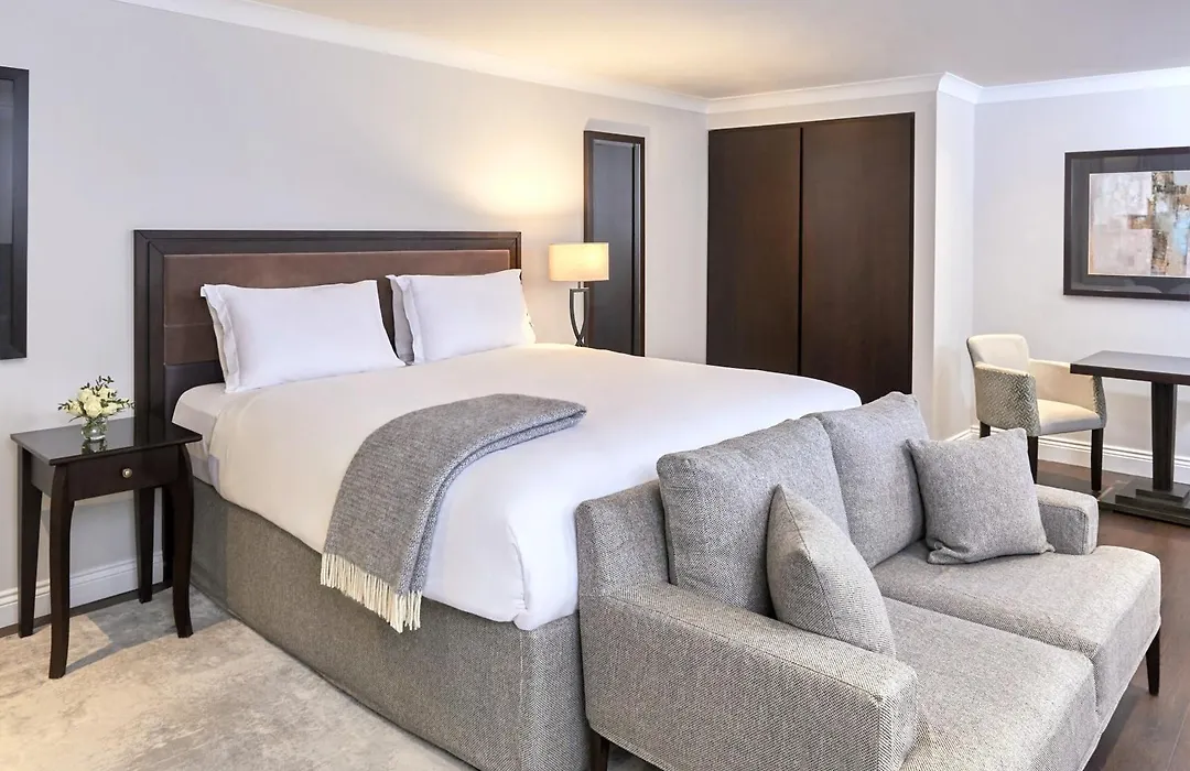 Fraser Suites Queens Gate-1