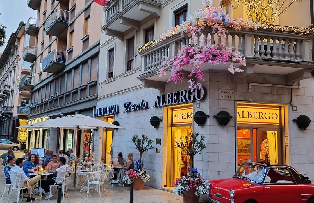 Albergo Trento-1