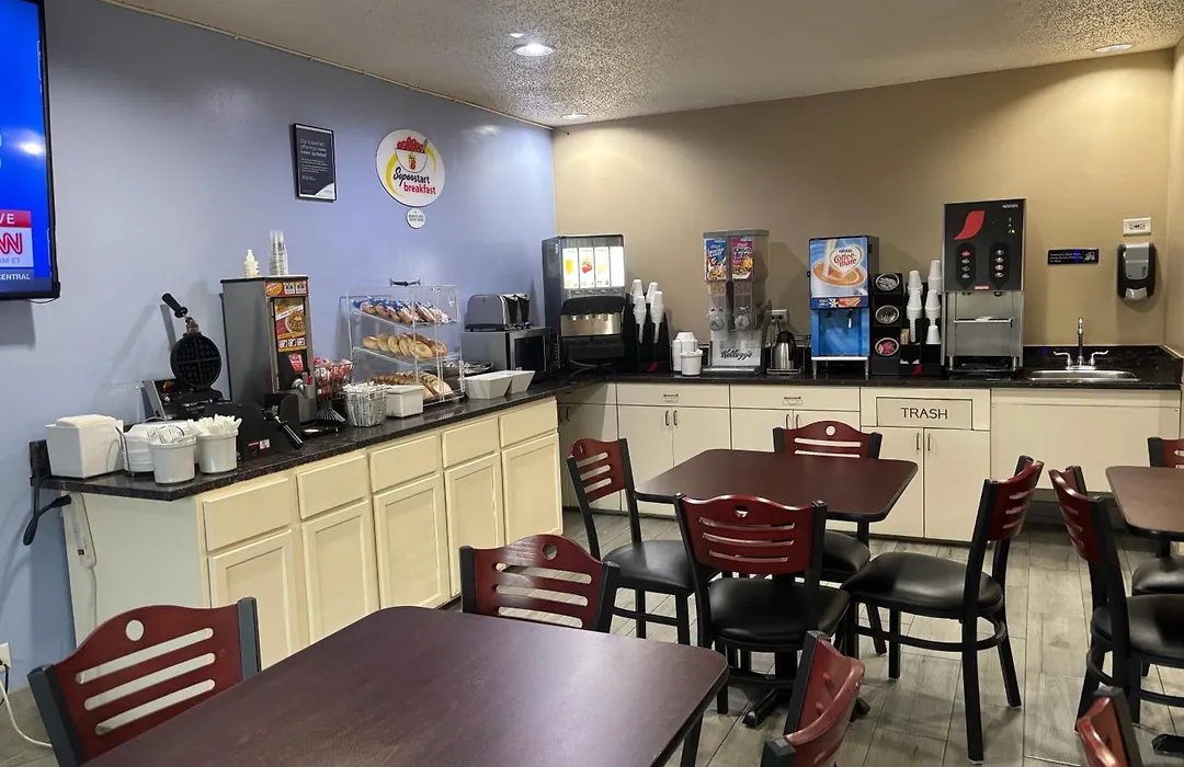 Super 8 By Wyndham Mundelein/Libertyville Area-1