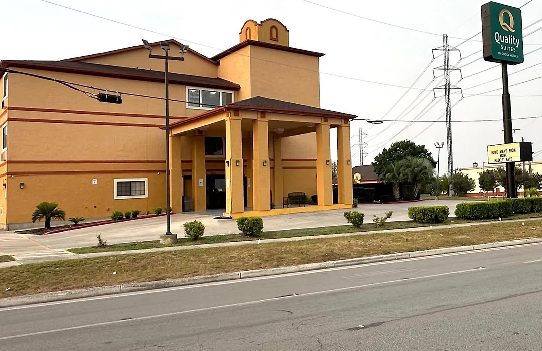 Quality Suites San Antonio Brooks City Base-1