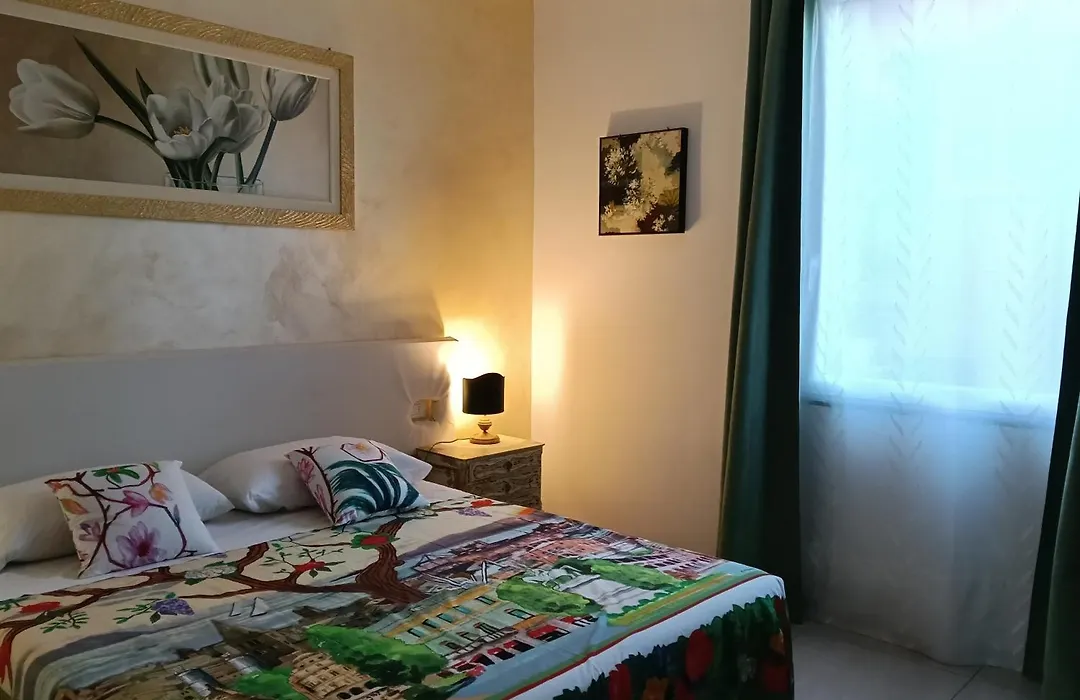 Prie De Mae-1