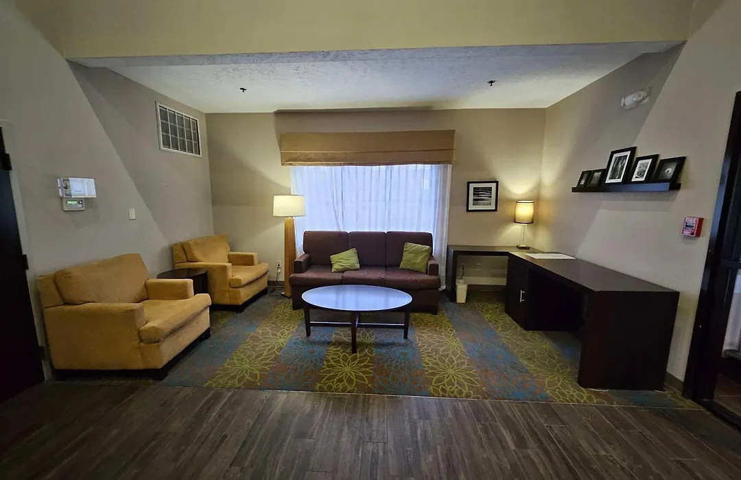Surestay By Best Western Summerville Flowertown-1
