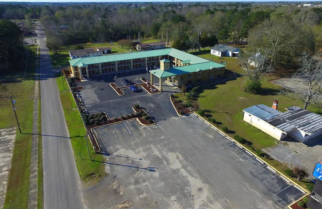 Executive Inn Opp-1