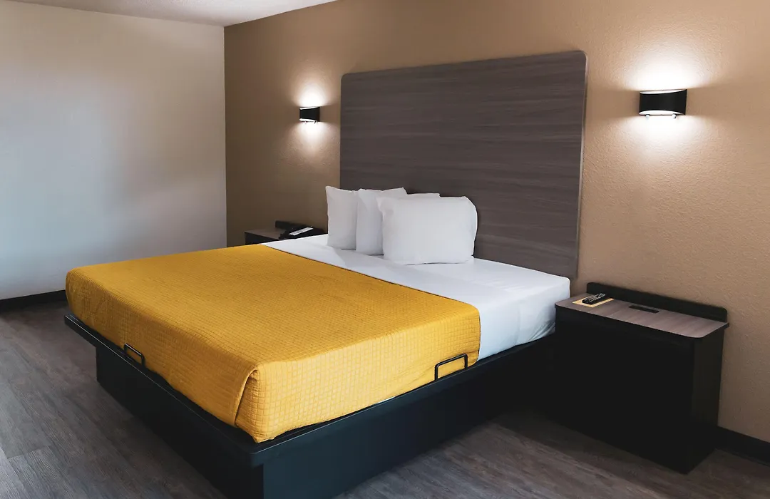 Express Inn & Suites-1