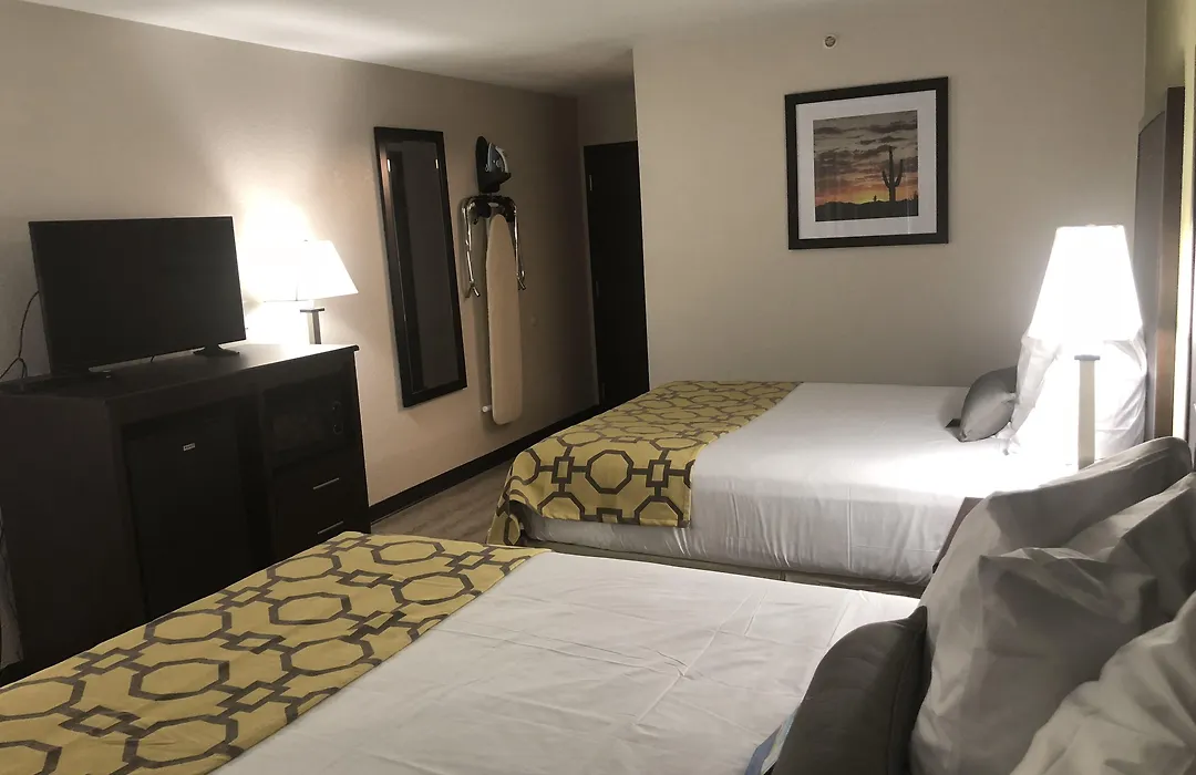 Baymont By Wyndham Phoenix I-10 Near 51St Ave-1