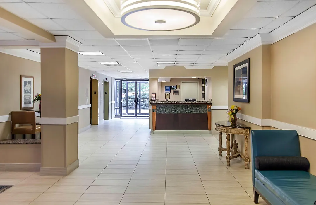 Comfort Inn Pentagon City-1