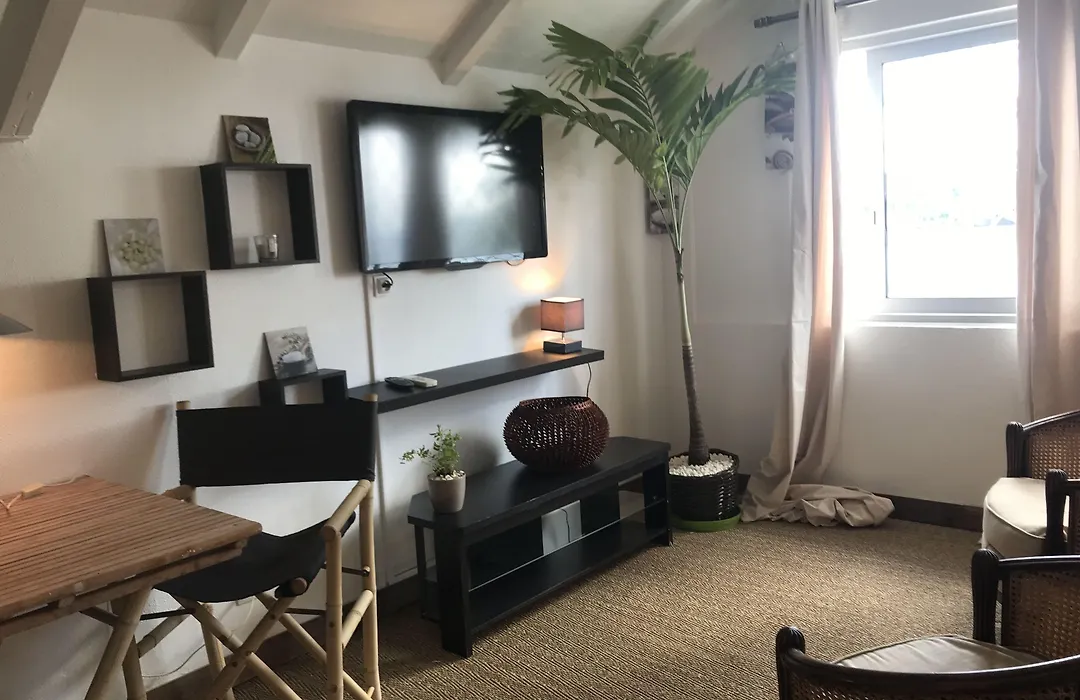 Hotel Saint John Perse-1