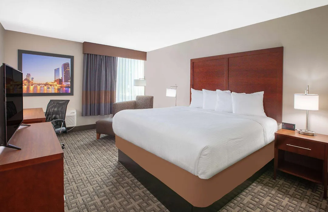 Baymont By Wyndham Grand Rapids Near Downtown-1