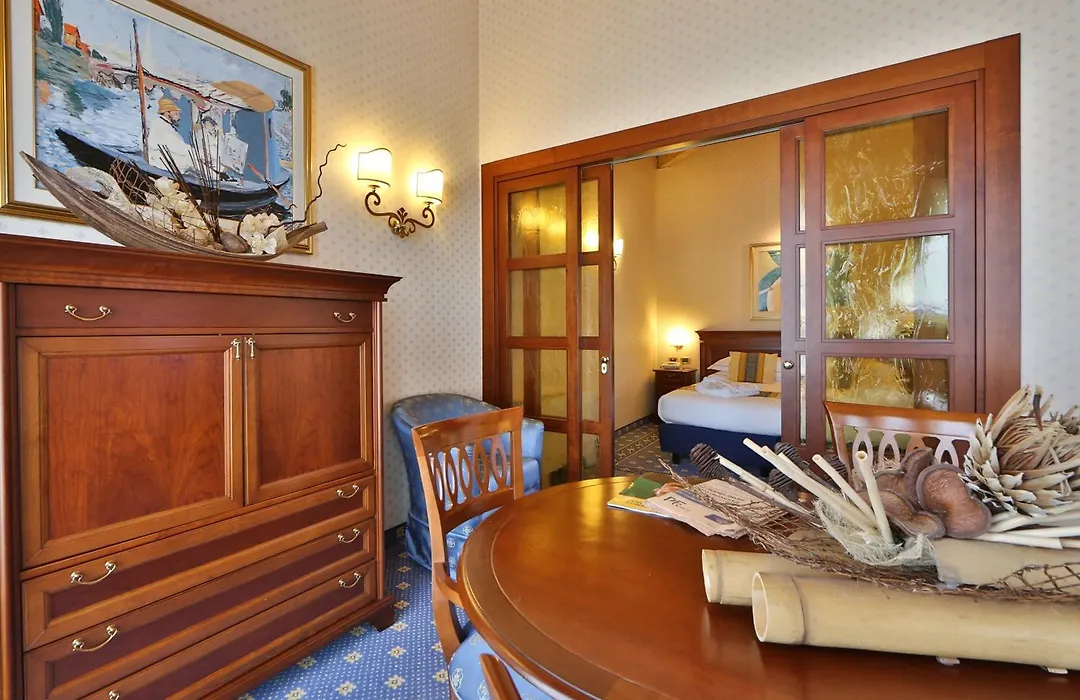 Best Western Classic Hotel-1