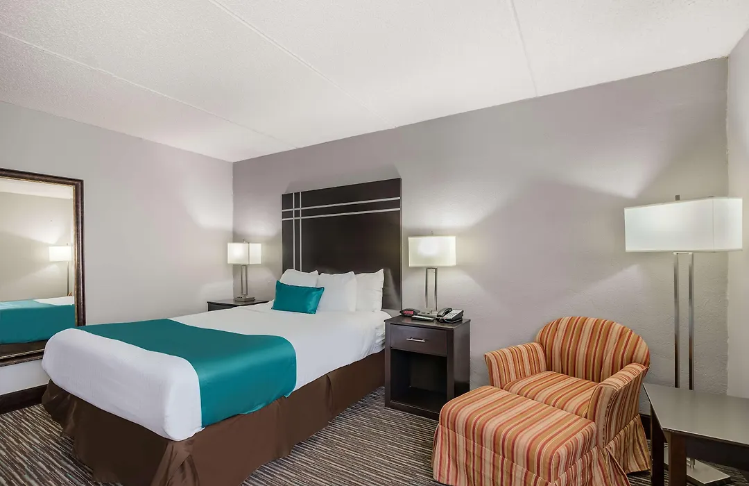 Best Western Waukesha Grand-1