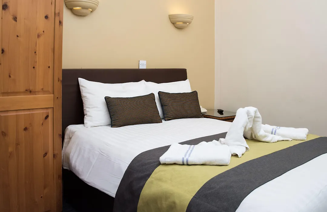Rose Court Hotel-1