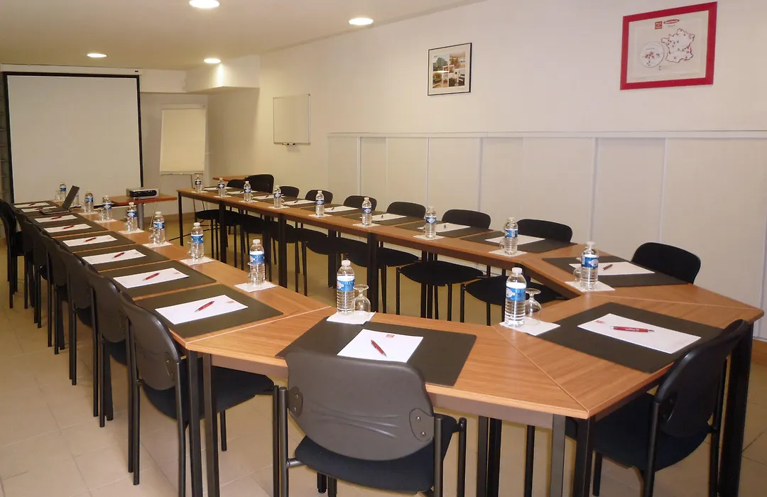 Séjours&Affaires Paris Ivry-1