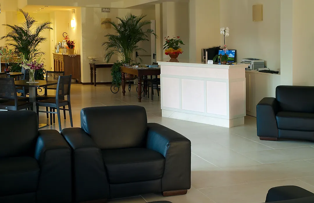 International Hotel-1