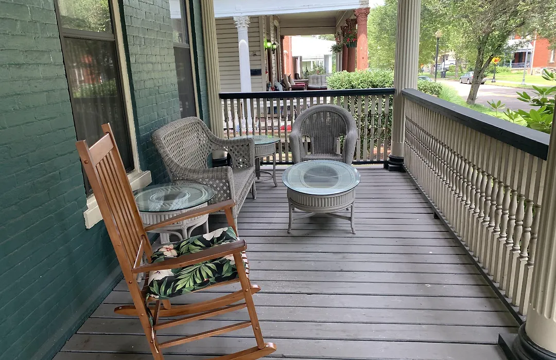 Bayberry House Bed And Breakfast-1